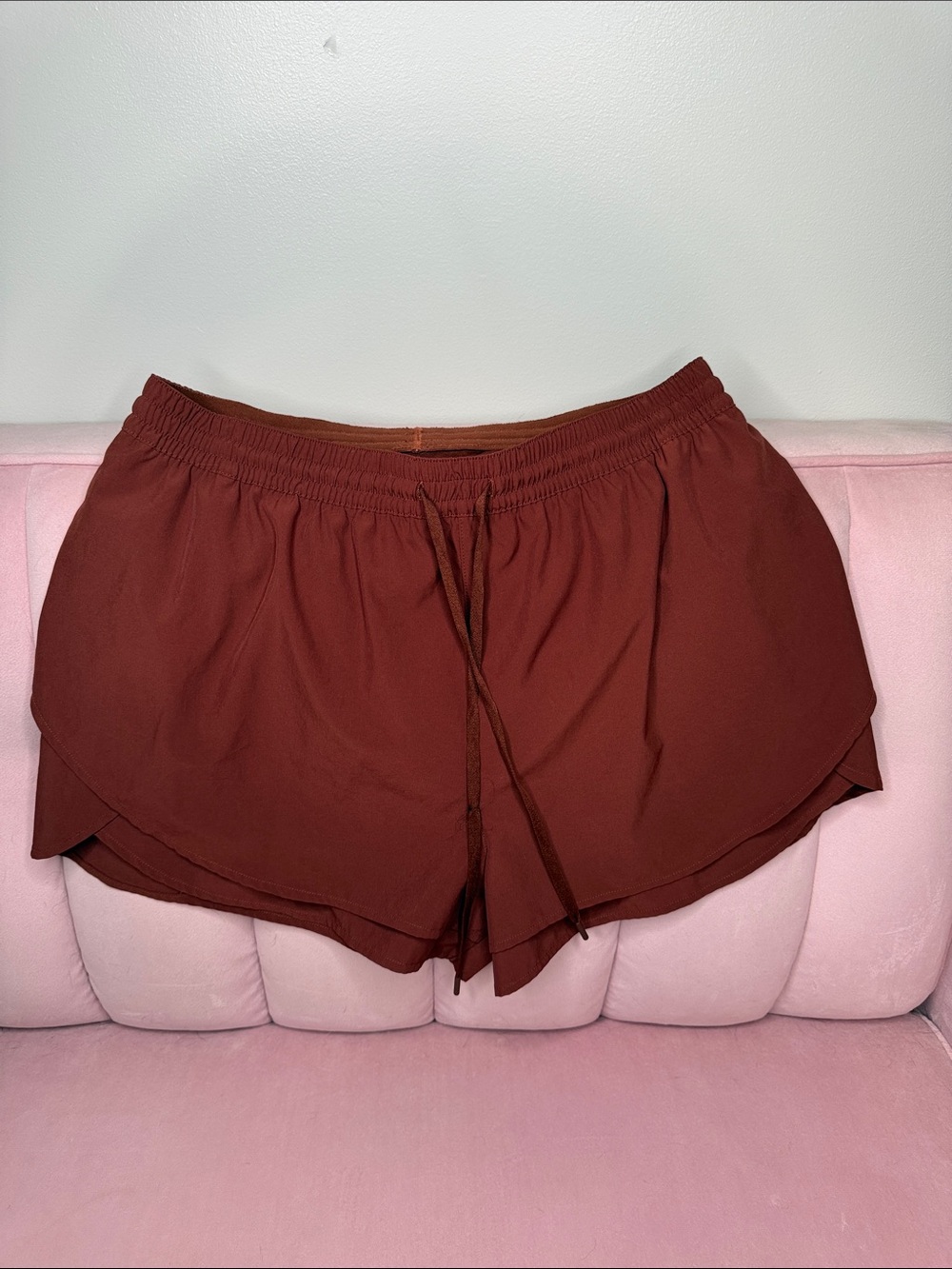 CALIA Step Up Drawstring Shorts
Women’s Large | Rust Brown
